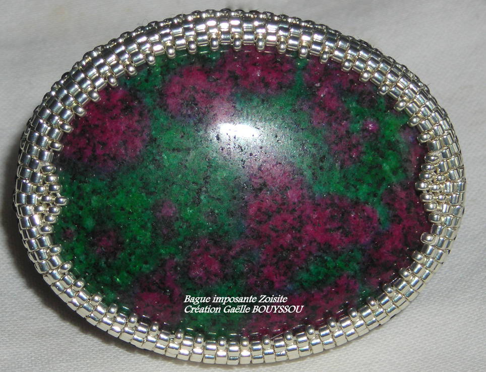 Bague imposante zoisite